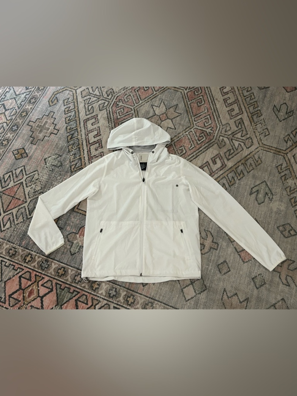 NWOT VUORI Renew Trainer Shell Jacket Women’s Size Small White Running